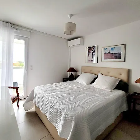 T3 Moderne Avec Clim Et Wifi, Proche Port Et Mer, Box Ferme - Fr-1-794-157 *