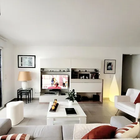 Appartement T3 Moderne Avec Clim Et Wifi, Proche Port Et Mer, Box Ferme - Fr-1-794-157