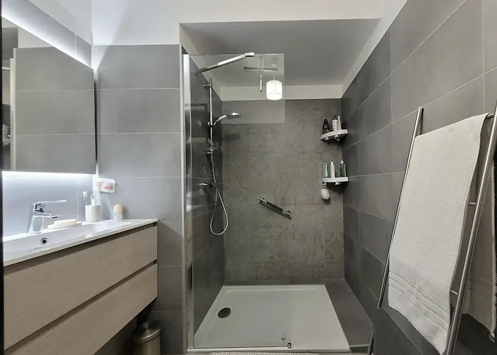 T3 Moderne Avec Clim Et Wifi, Proche Port Et Mer, Box Ferme - Fr-1-794-157 Апартаменты